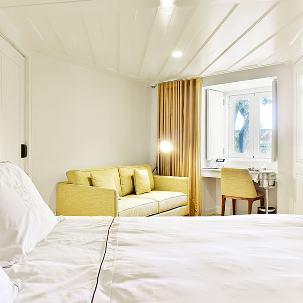 Classic Alfama Bedroom