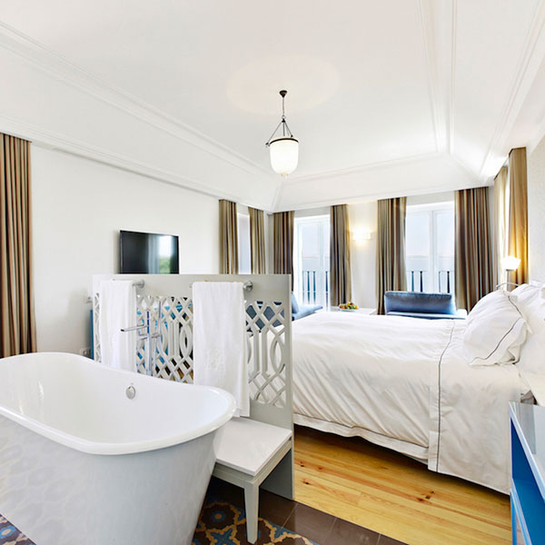 Santiago Suite