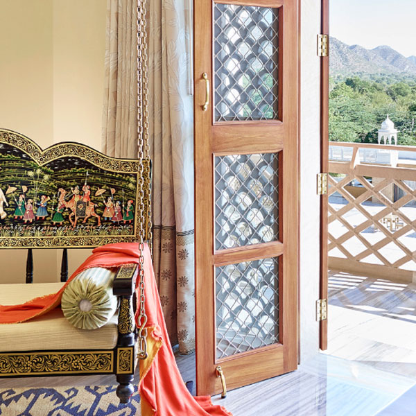 Deluxe Room Aravalli View