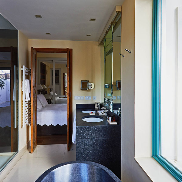 Penthouse Suite 