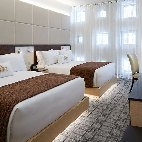 Deluxe Queen Queen Room