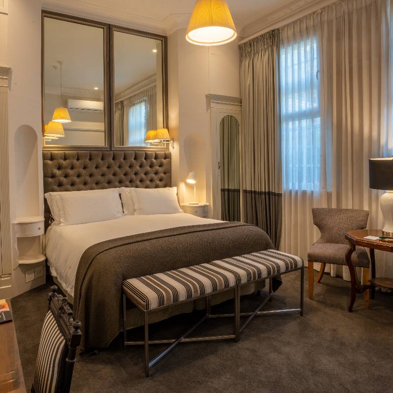 CLASSIC HOUSE ROOM