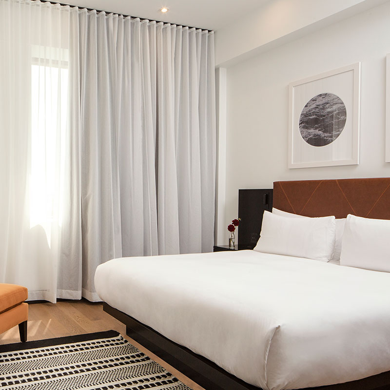 Deluxe Room - 1 King Bed