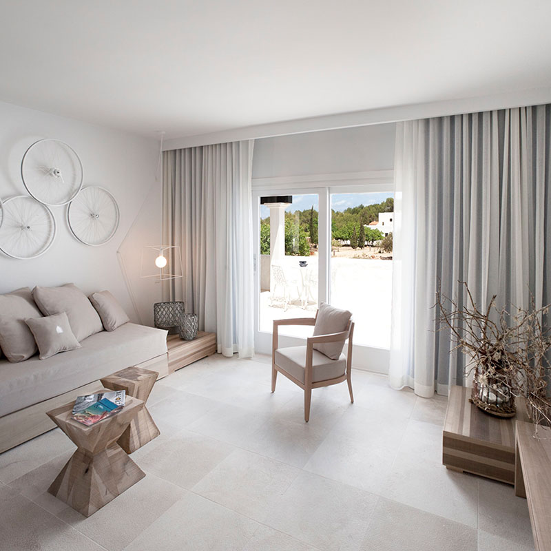 Paraiso Suite (2 adults)