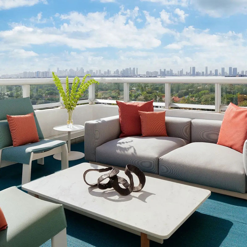 Crown Suite