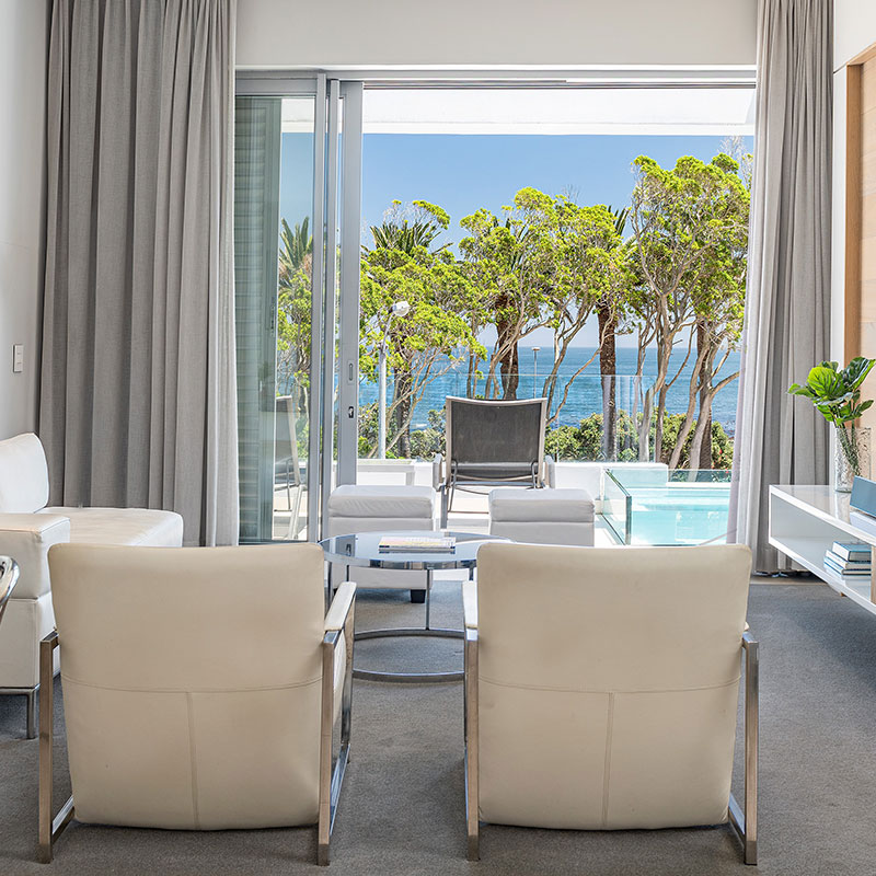 One Bed Penthouse with Pool