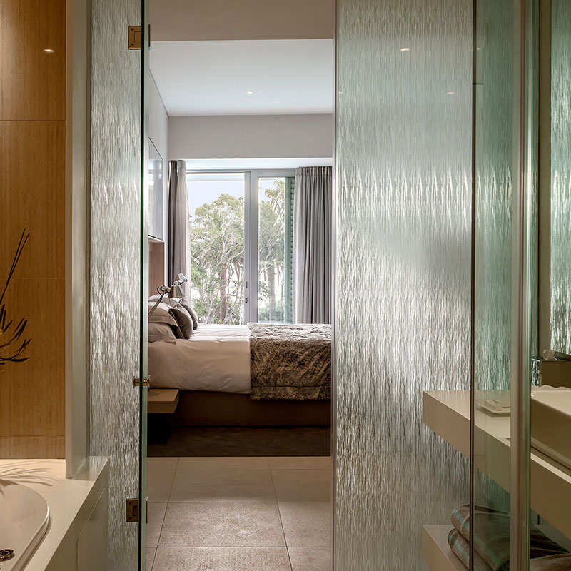 One Bed Penthouse with Pool