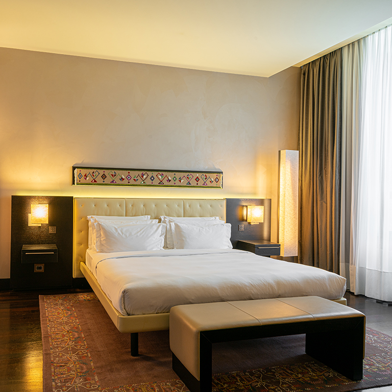 Signature Suite