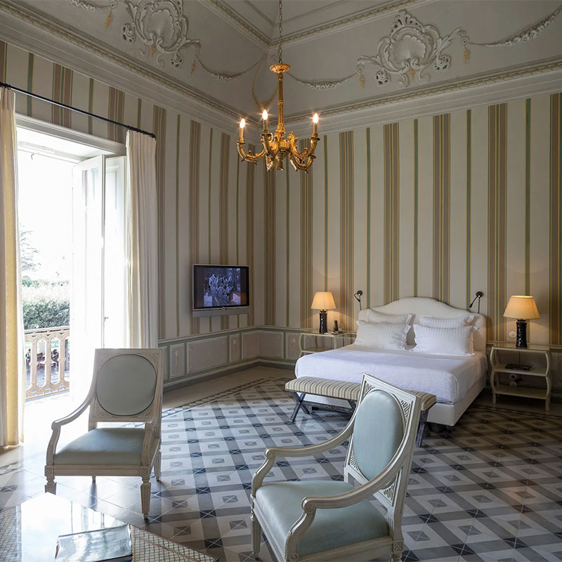 Suite Six