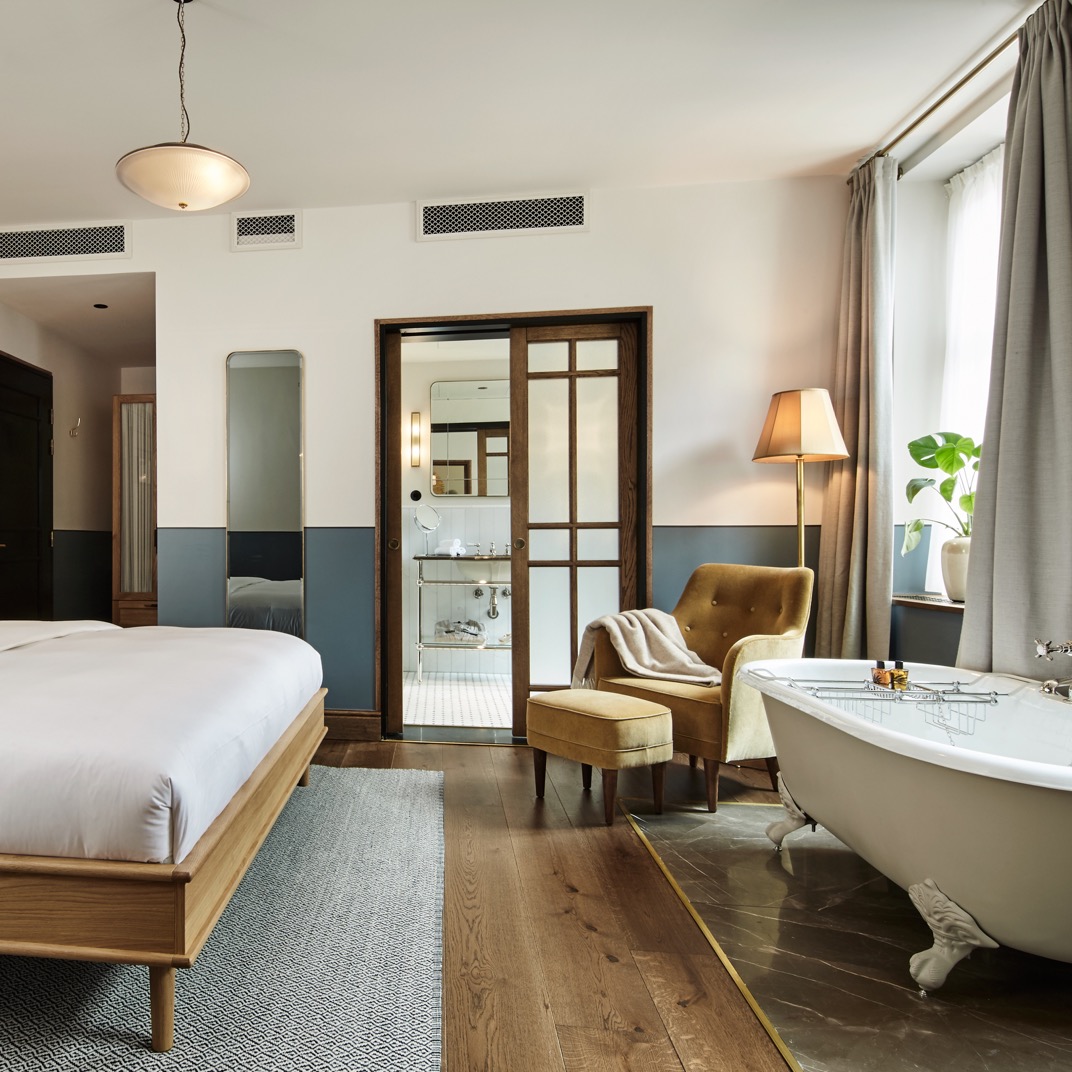 Sanders Suite