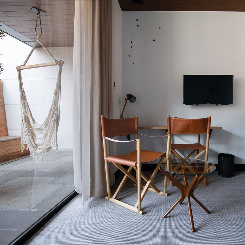 Standard Wide + Balcony