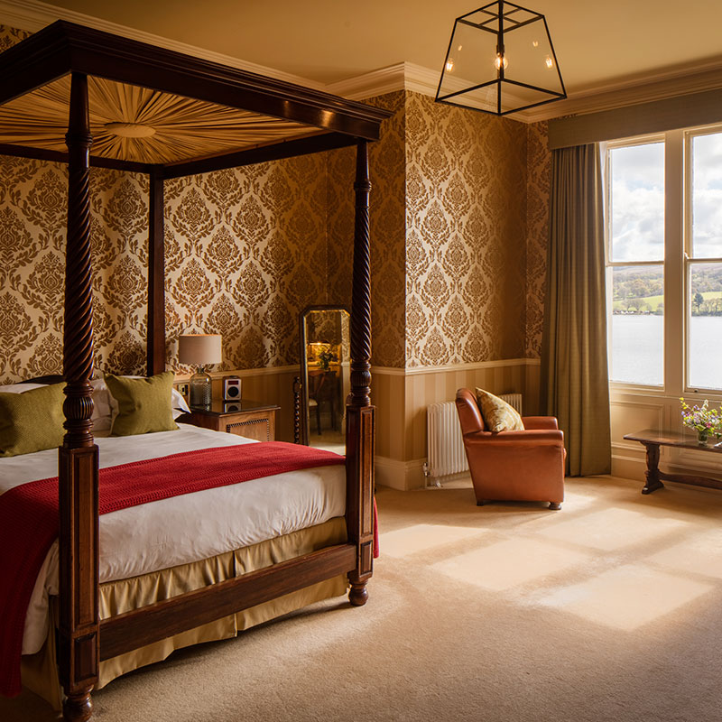 Lake View Suite
