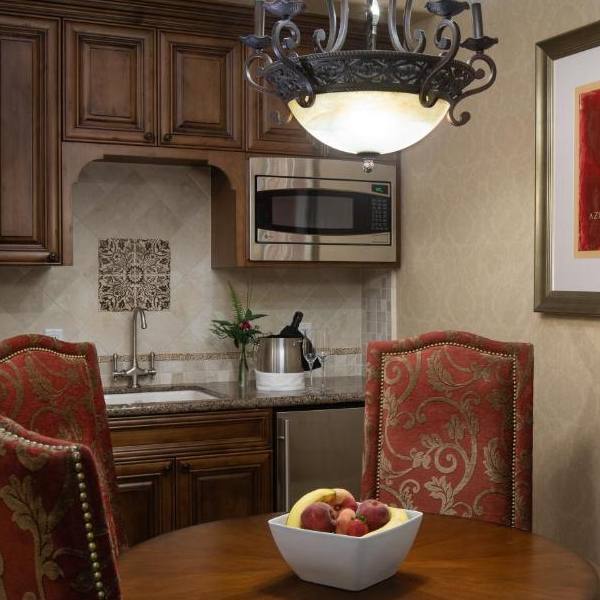 Rutherford One-Bedroom Suite
