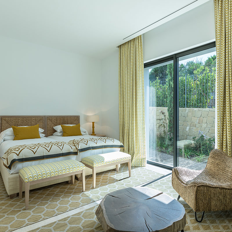 5 Bedroom Villa