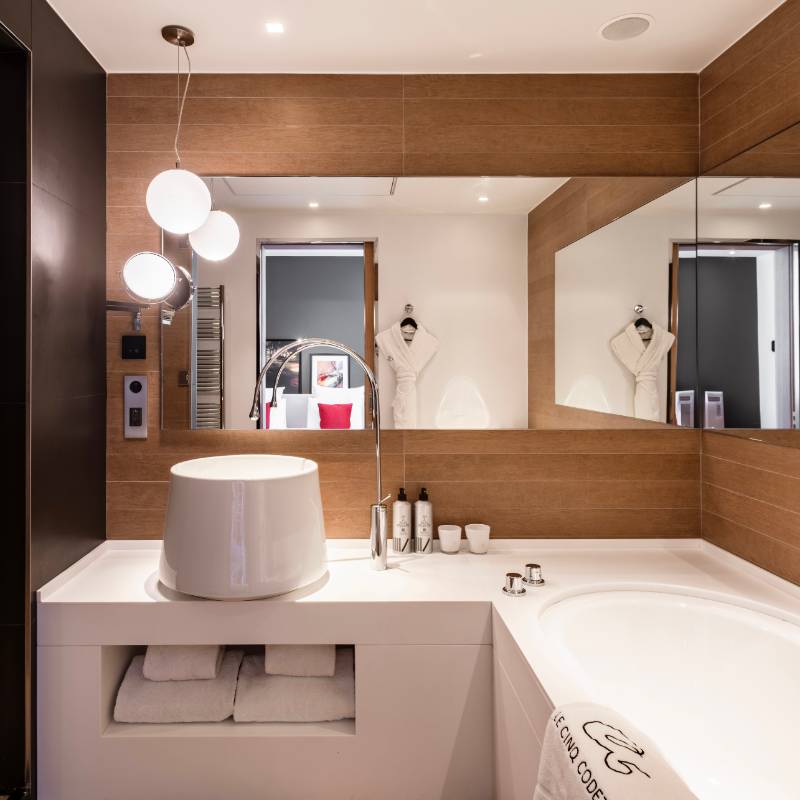 Eiffel Suite