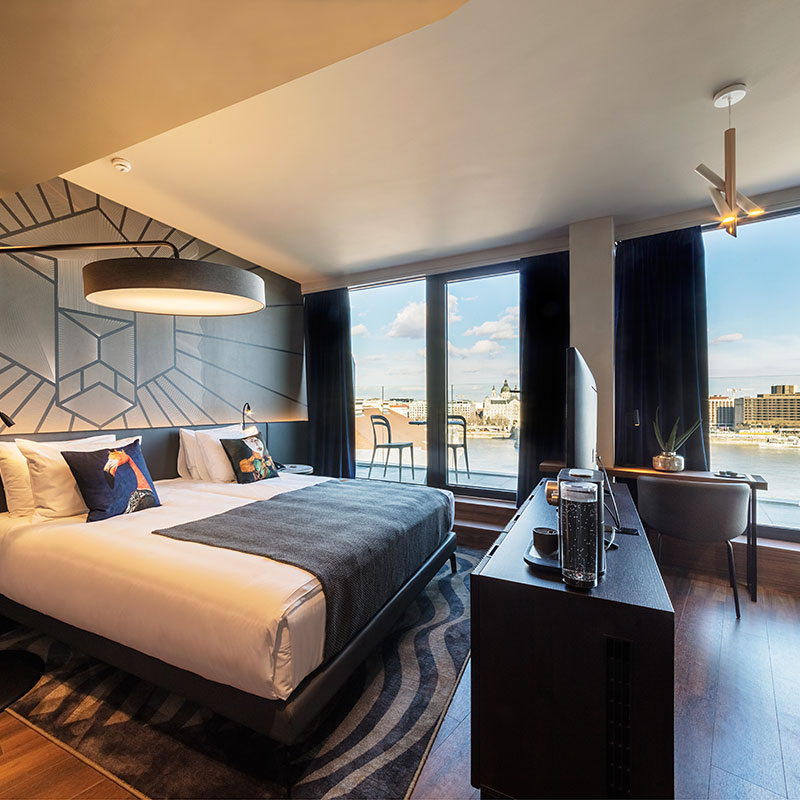 Danube Top Floor Studio – 7th Heaven