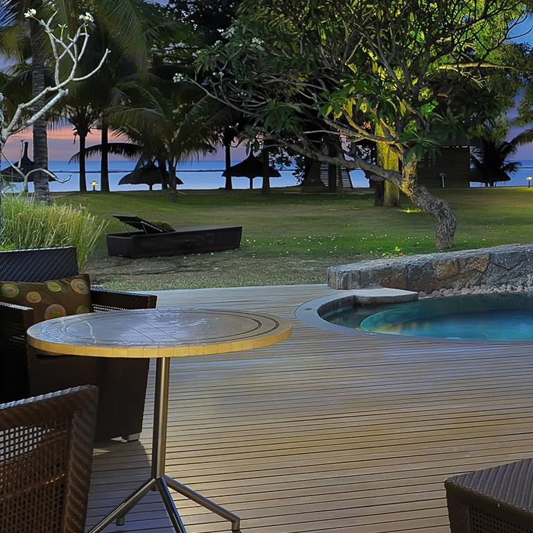 Beachfront Suite with Pool