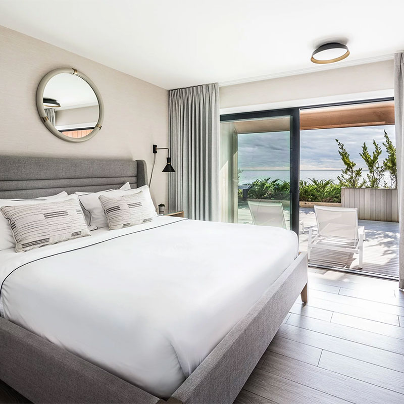 Oceanfront One Bedroom Suite
