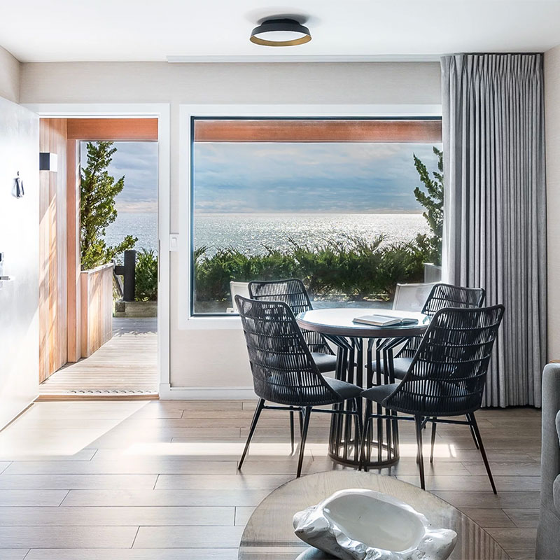 Oceanfront One Bedroom Suite