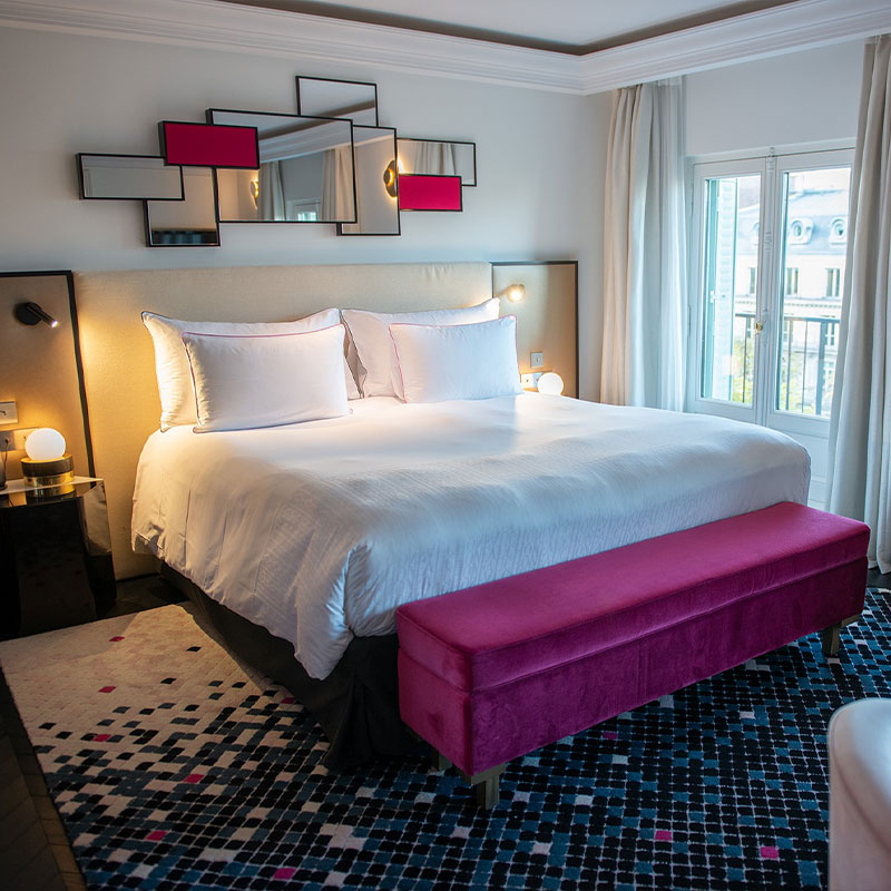 Deluxe Room Eiffel Tower View