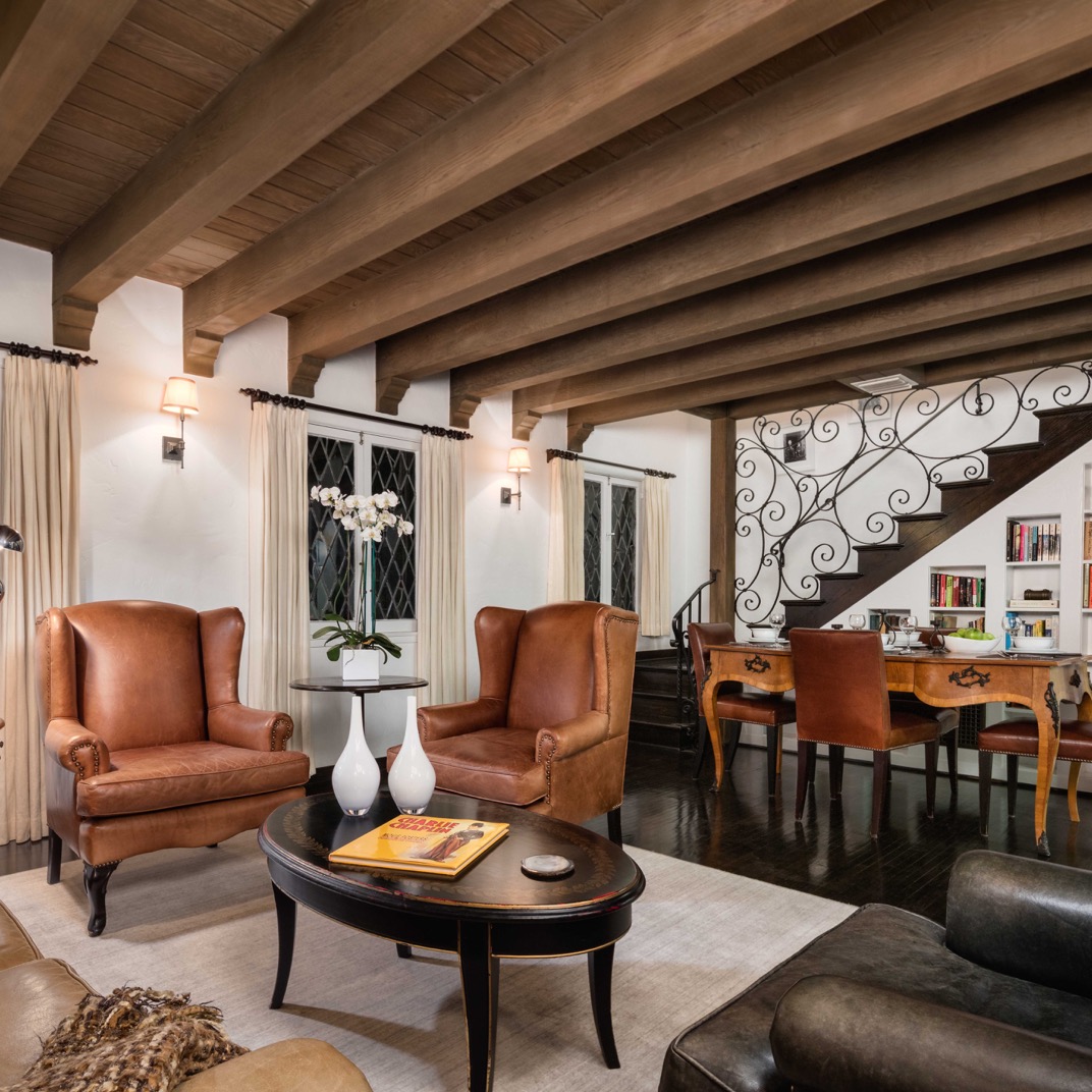 King Two Story Deluxe Suite