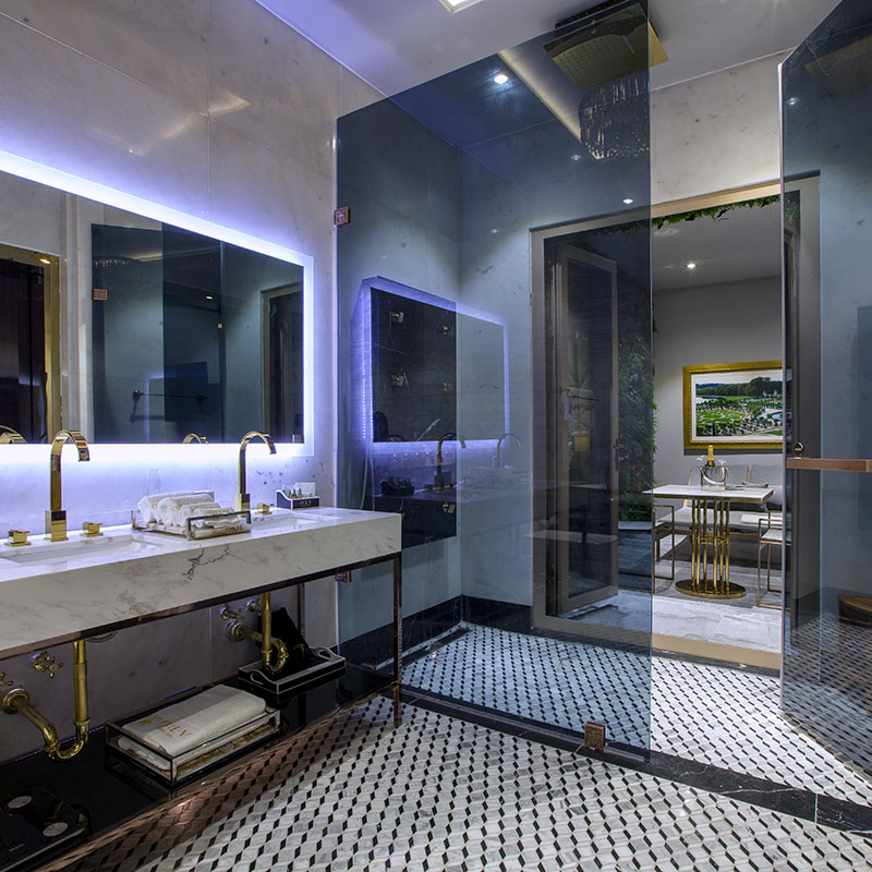 Windowless Portrait Suite