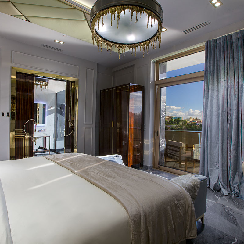 Panorama Suite Beyond Balcony