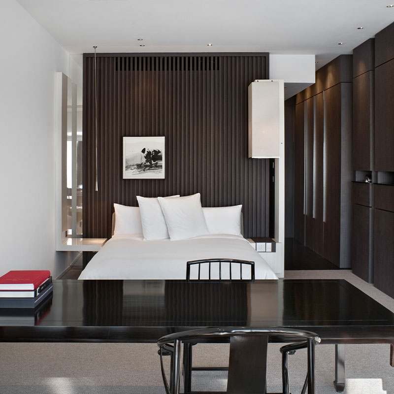 1 King Bed with City View, Deluxe