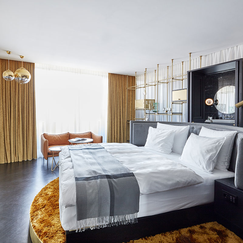 Deluxe Suite