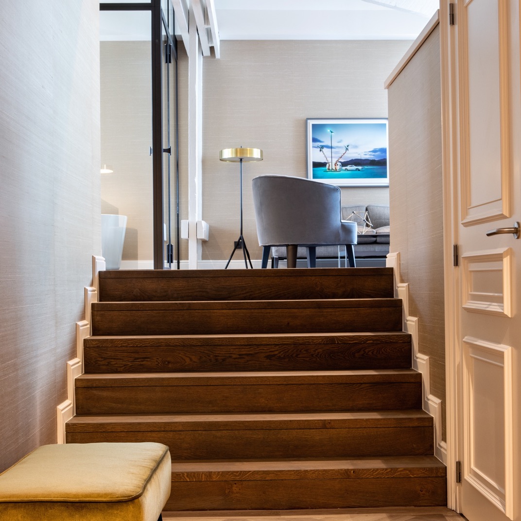 Reylof Suite