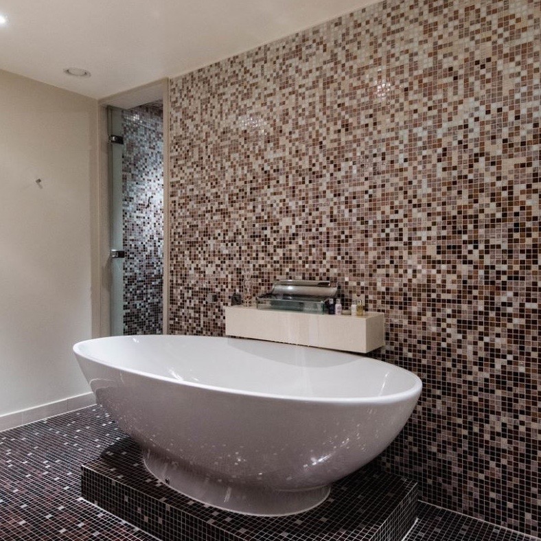 The Roseate Suite