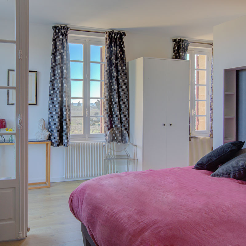 Suite Vendange terrace and jacuzzi