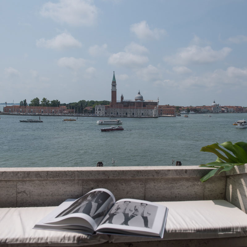 Junior Suite with Lagoon View