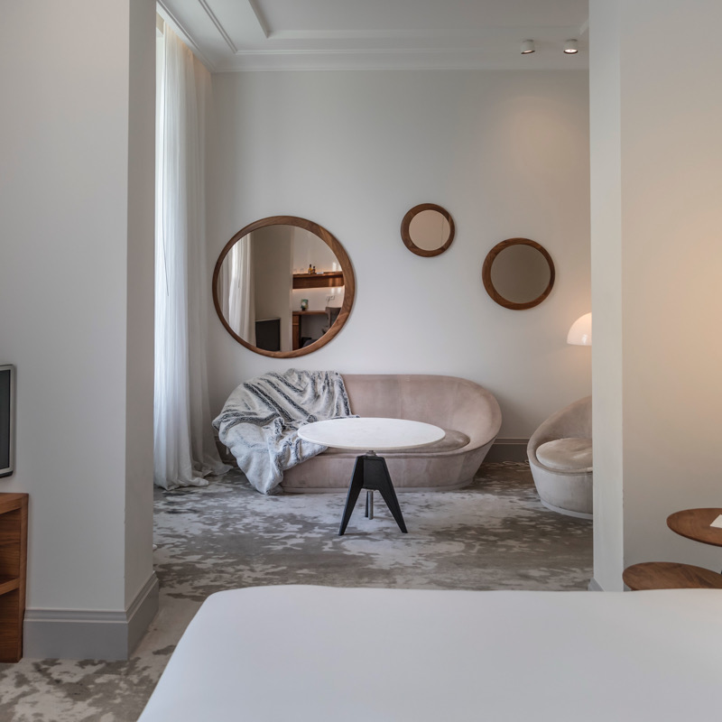 So Chic Suite