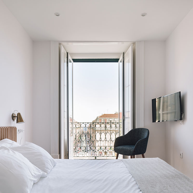 One Bedroom Apartment, castle city view