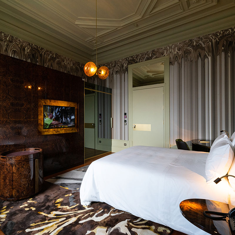Manor House room