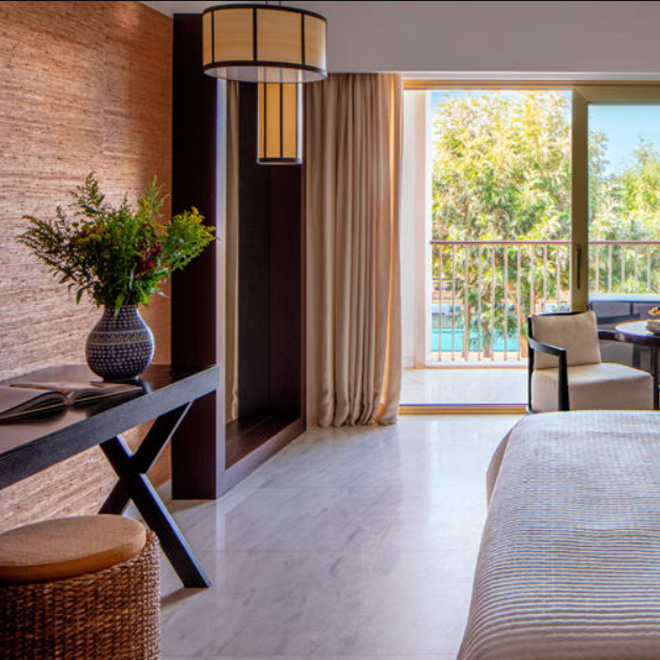 Deluxe King, Balcony & Pool View Room