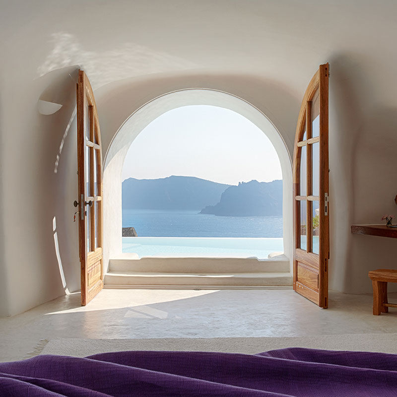 Perivolas Luxury Suite