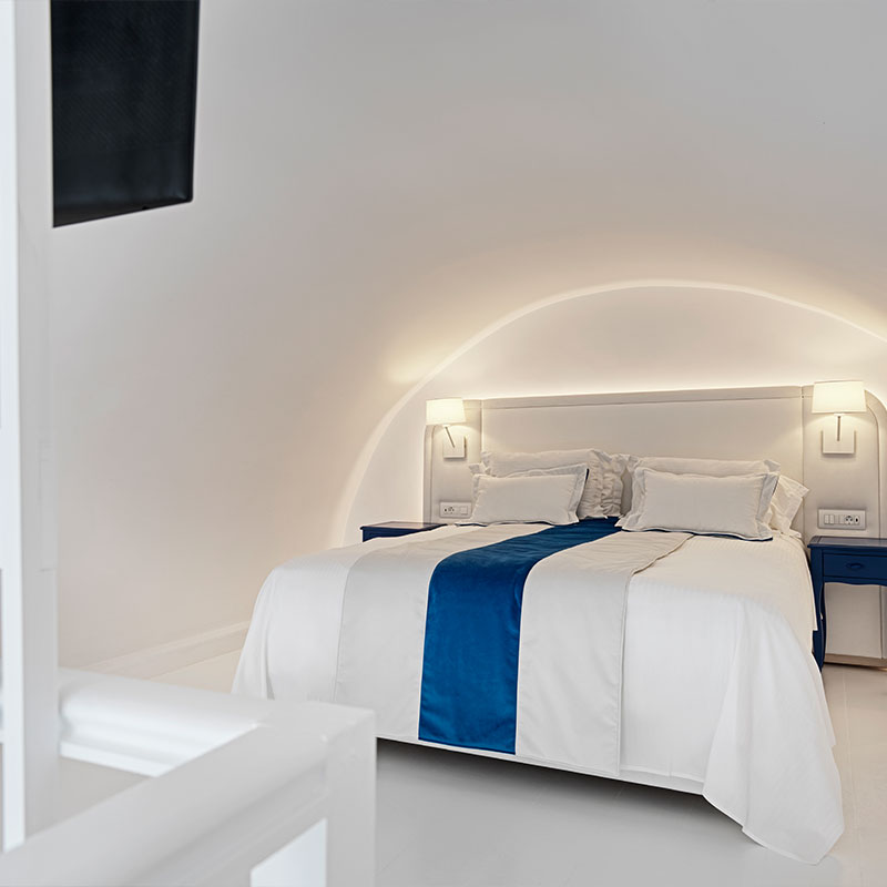 Katikies 1 Bedroom Suite