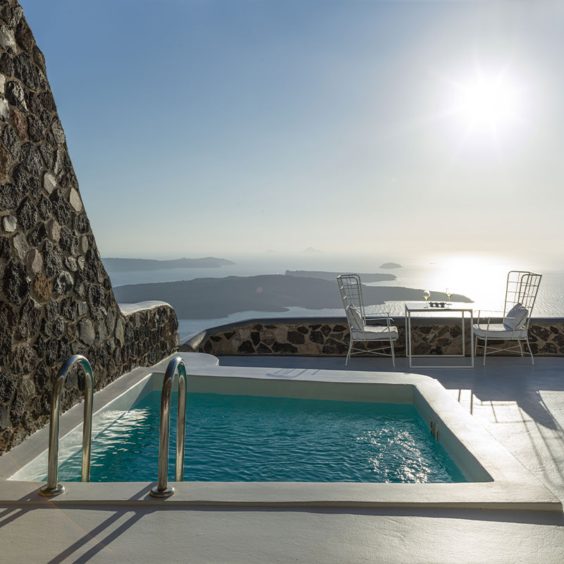 Master Suite With Plunge Pool