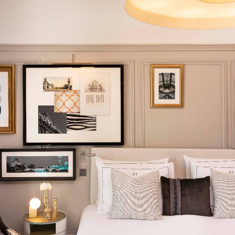 Superior Room with Eiffel Tower view