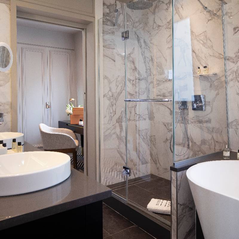 Charles Ferry Suite - Eiffel view