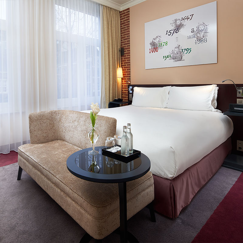 Superior Canal View Room - 1 Queen Bed