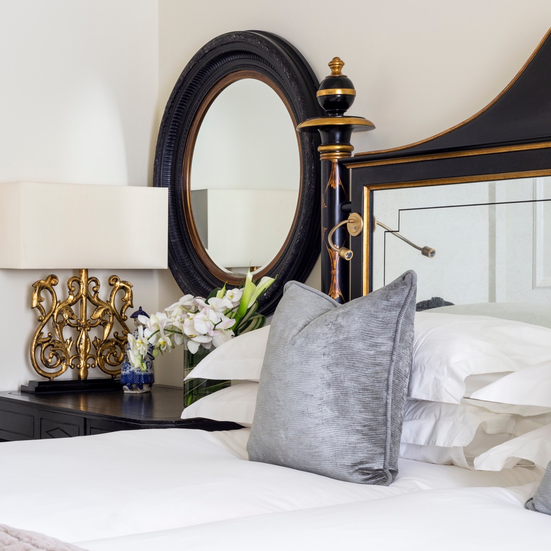 Classic Twin - 2 Single Beds