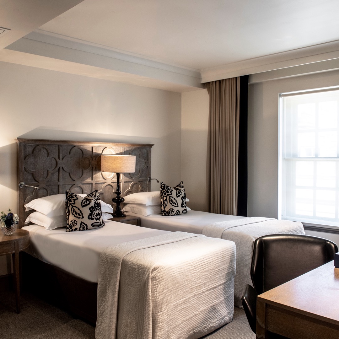 Classic Twin - 2 Single Beds