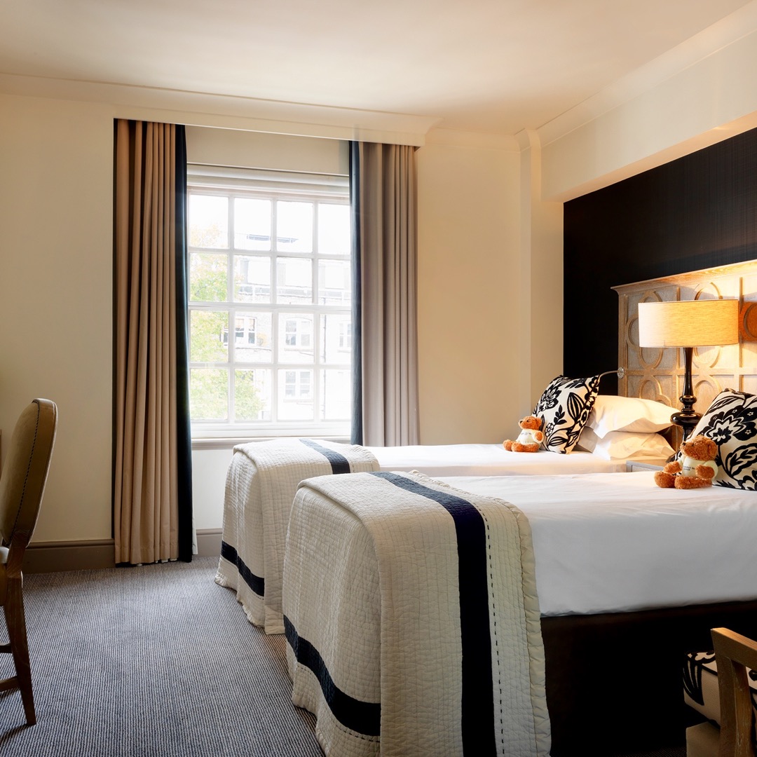 Classic Twin - 2 Single Beds