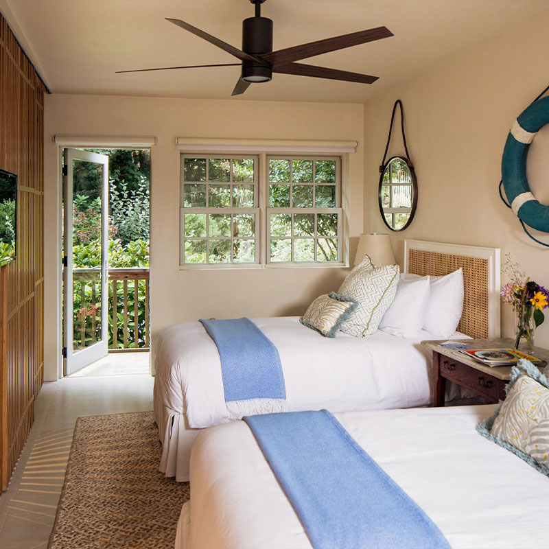 Bay Twin Room