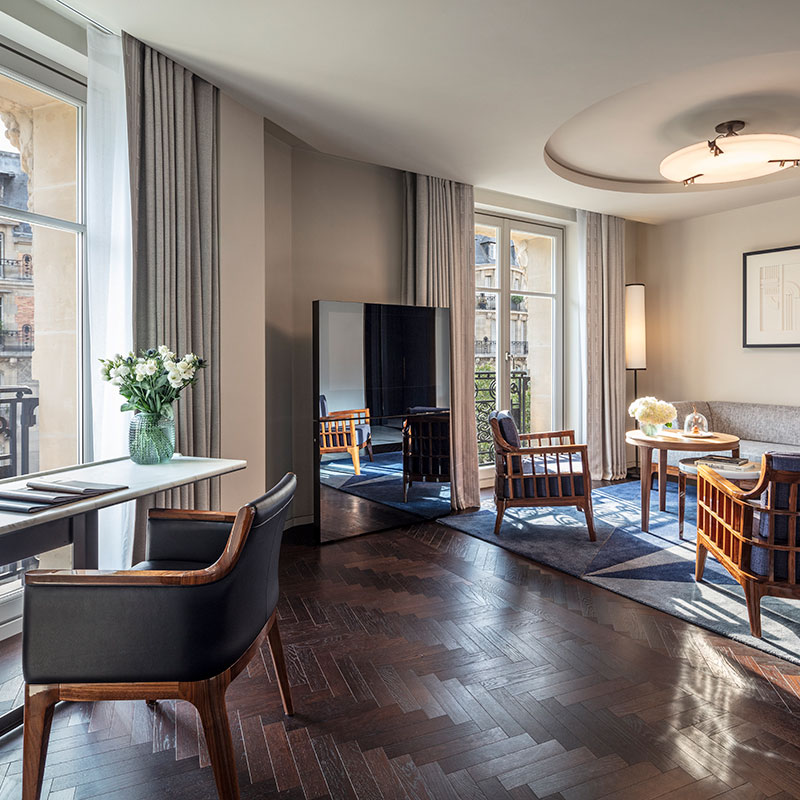 Deluxe Suite