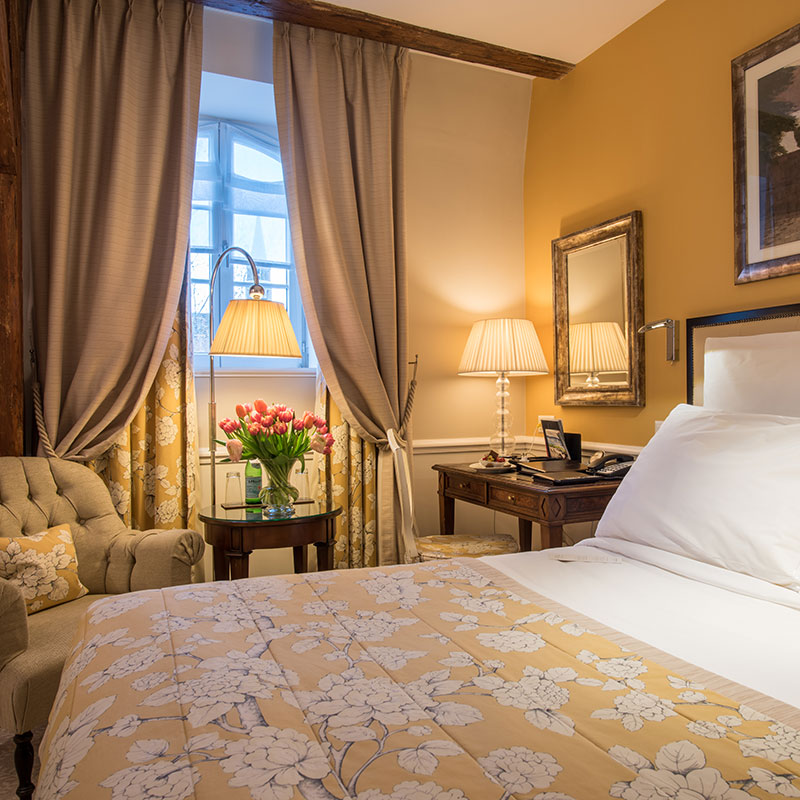 Superior Room - Lake View 
