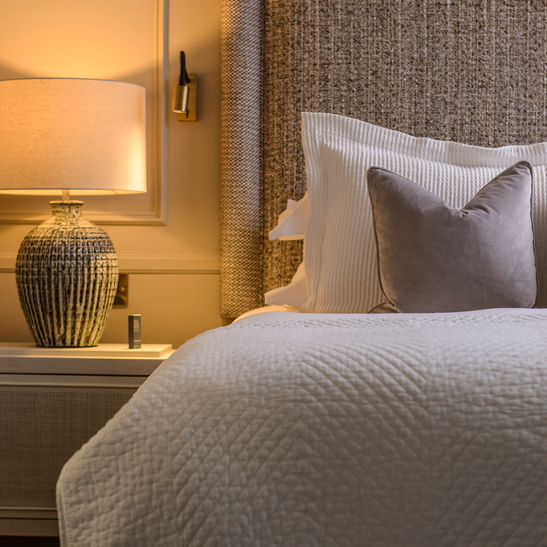 Arbutus Suite 
